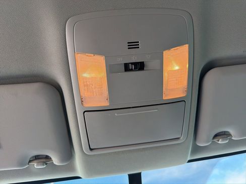 Used 2016 Toyota RAV4 LE image 22