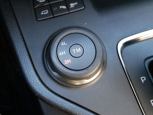 Used 2020 Ford Ranger Lariat w/ Equipment Group 501A Mid image 26