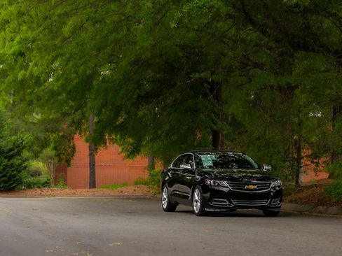 Used 2019 Chevrolet Impala Premier FWD image 36
