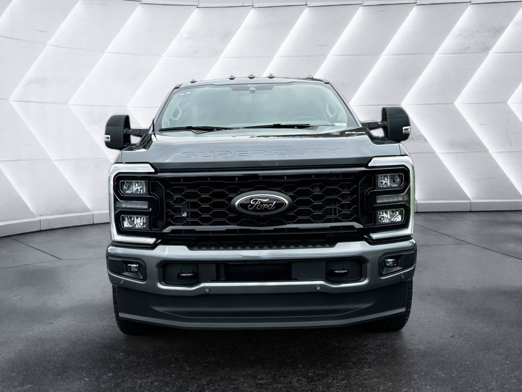 New 2026 Ford F350 Lariat w/ Black Appearance Package AWD/4WD image 2