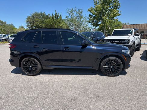 Used 2021 BMW X5 sDrive40i w/ M Sport Package RWD image 2