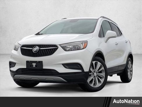 Used 2018 Buick Encore Preferred image 1