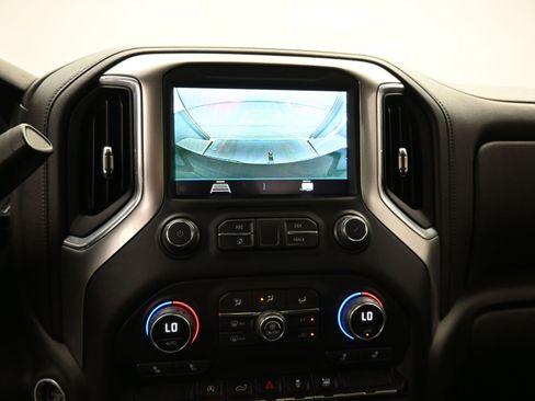 Used 2022 Chevrolet Silverado 1500 LT image 15