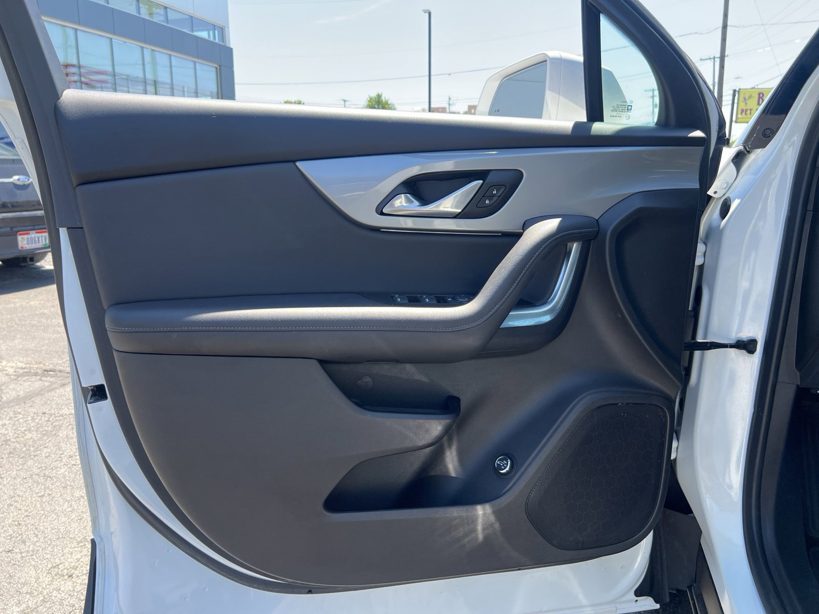 Used 2019 Chevrolet Blazer LT FWD image 22