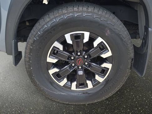 Used 2023 Nissan Frontier PRO-4X w/ Pro Convenience Package AWD/4WD image 35