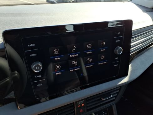 New 2026 Volkswagen Jetta SE image 16