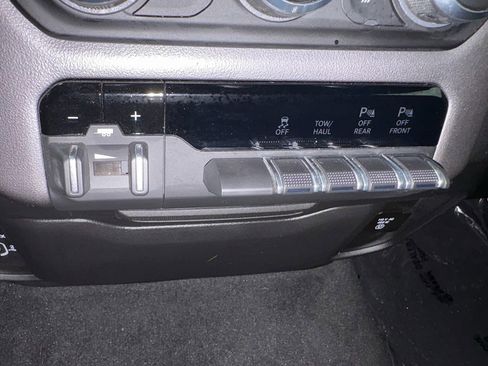 Used 2022 RAM 1500 Big Horn image 19