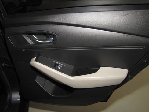 Certified 2025 Honda Accord LX image 17