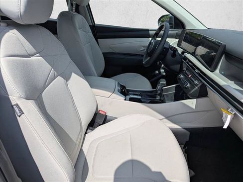 Certified 2026 Hyundai Tucson SE FWD image 27