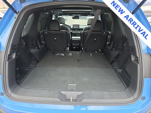 Used 2025 Honda Pilot TrailSport image 36