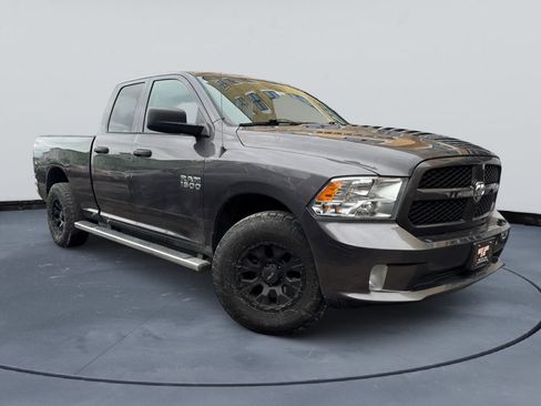 Used 2017 RAM 1500 Express w/ Express Value Package image 9