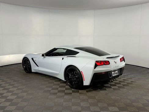 Used 2019 Chevrolet Corvette Stingray Coupe w/ 1LT RWD image 7