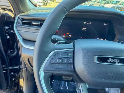 New 2026 Jeep Grand Cherokee Limited w/ Limited Altitude Package image 18