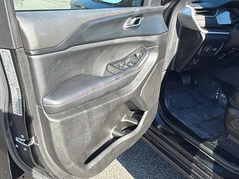 Used 2024 Jeep Grand Cherokee L Altitude image 14