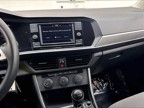 Used 2020 Volkswagen Jetta S w/ Driver Assistance Package FWD image 12