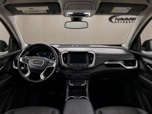 Used 2024 GMC Terrain SLT FWD image 11