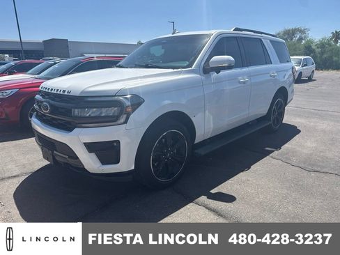 Used 2023 Ford Expedition Limited AWD/4WD image 1