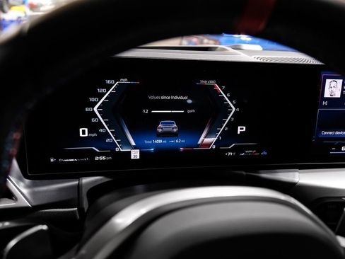 Used 2025 BMW M240i Coupe w/ Premium Package RWD image 23