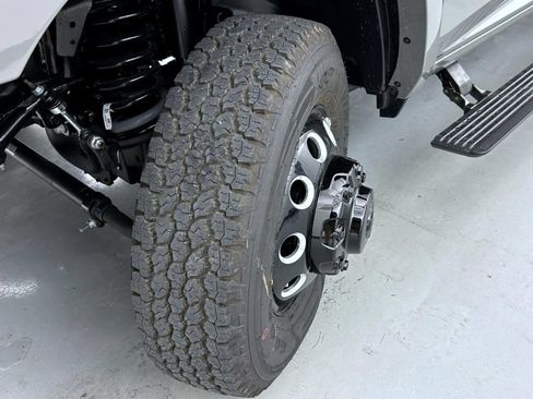 New 2027 RAM 3500 Limited AWD/4WD image 25