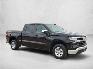 Used 2025 Chevrolet Silverado 1500 LT video 3