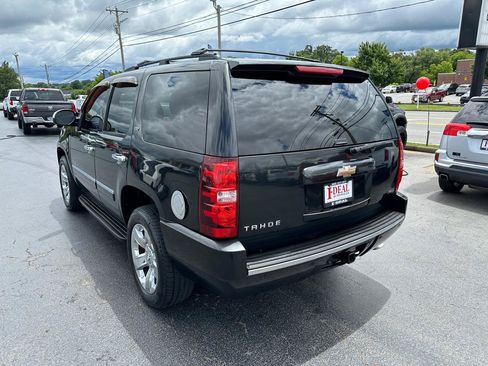 Used 2011 Chevrolet Tahoe LTZ AWD/4WD image 2