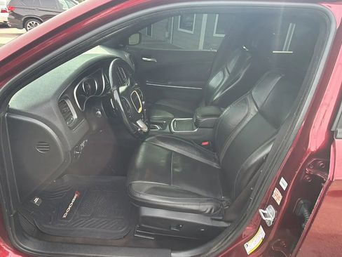 Used 2018 Dodge Charger R/T w/ Plus Group image 24