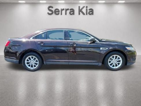 Used 2014 Ford Taurus SE FWD image 6