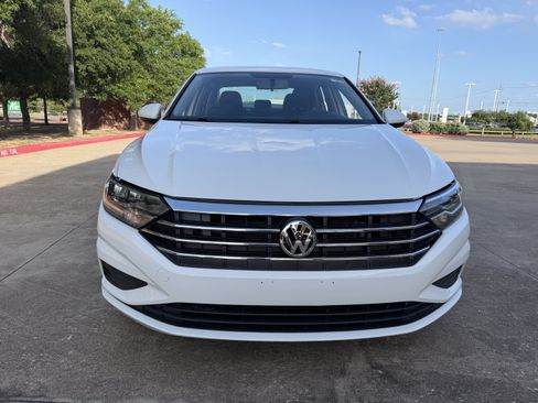 Used 2019 Volkswagen Jetta S w/ Driver Assistance Package FWD image 2