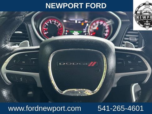 Used 2018 Dodge Challenger R/T Scat Pack w/ Leather Interior Group image 22