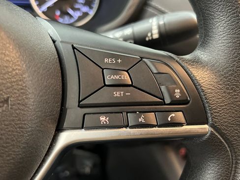 Used 2024 Nissan Sentra SV FWD image 43