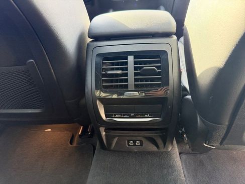 Used 2024 BMW X4 xDrive30i image 28