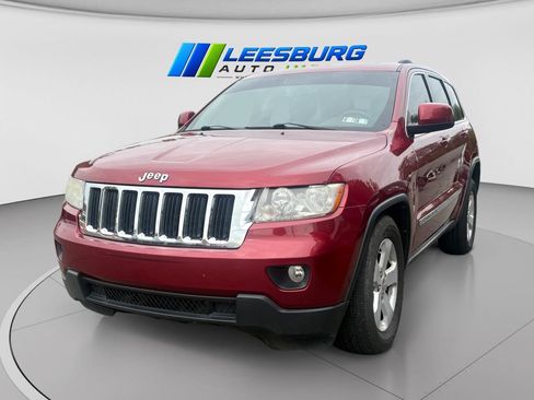 Used 2013 Jeep Grand Cherokee Laredo AWD/4WD image 1