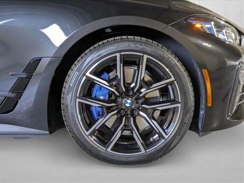 Used 2025 BMW i4 eDrive40 w/ M Sport Package image 23