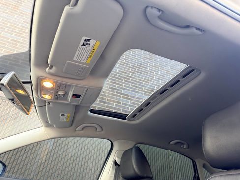 Used 2014 Volkswagen Passat TDI SEL Premium image 15