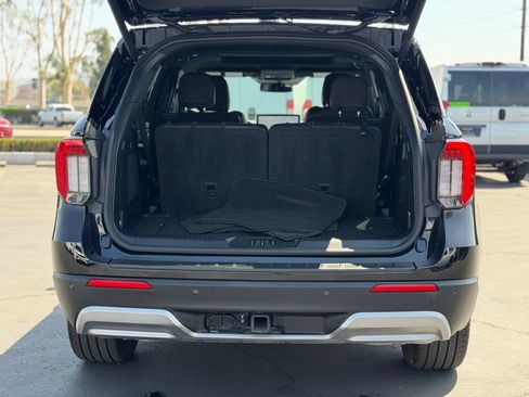 Used 2025 Ford Explorer Platinum w/ LUX Leather Package AWD/4WD image 16