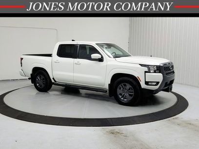 Used 2025 Nissan Frontier SV w/ SV Convenience Package