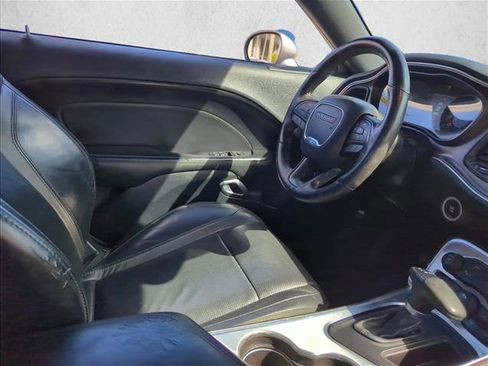 Used 2016 Dodge Challenger R/T Plus image 23