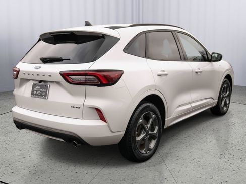Used 2023 Ford Escape ST-Line image 24