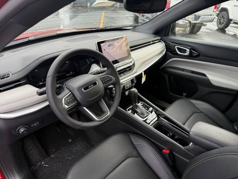 New 2026 Jeep Compass Limited w/ Sun, Sound & Navigation Group image 11