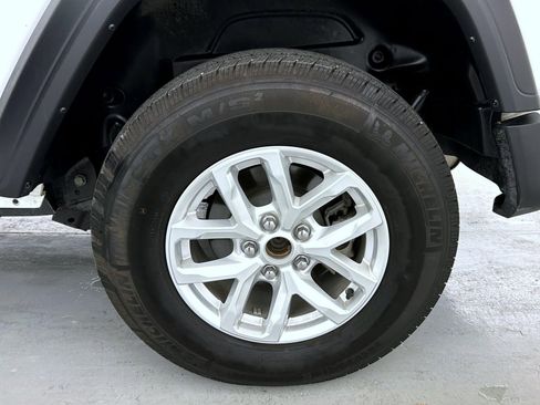 Certified 2023 Jeep Wrangler Sport S image 20