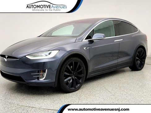 Used 2020 Tesla Model X Long Range image 1