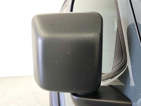 Used 2025 Jeep Wrangler Sport AWD/4WD image 18