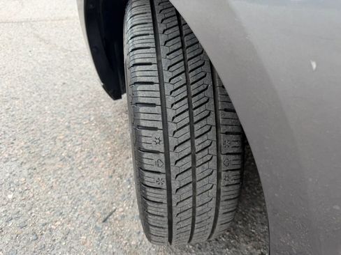 Used 2009 Ford Focus SE image 10