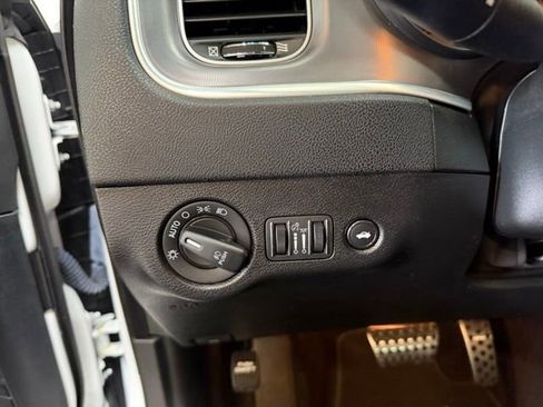Used 2022 Dodge Charger Scat Pack w/ Dynamics Package image 22