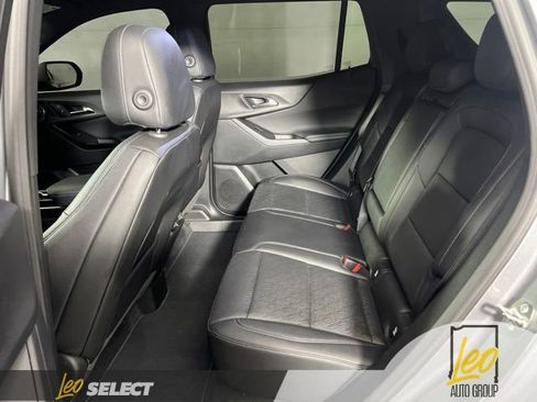 Used 2026 Chevrolet Equinox LT w/ Convenience Package II AWD/4WD image 12