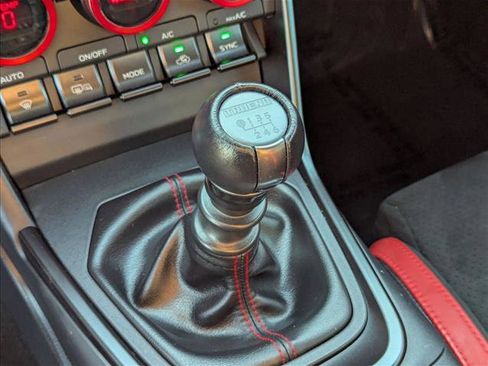 Certified 2024 Toyota GR86 TRUENO Edition image 12