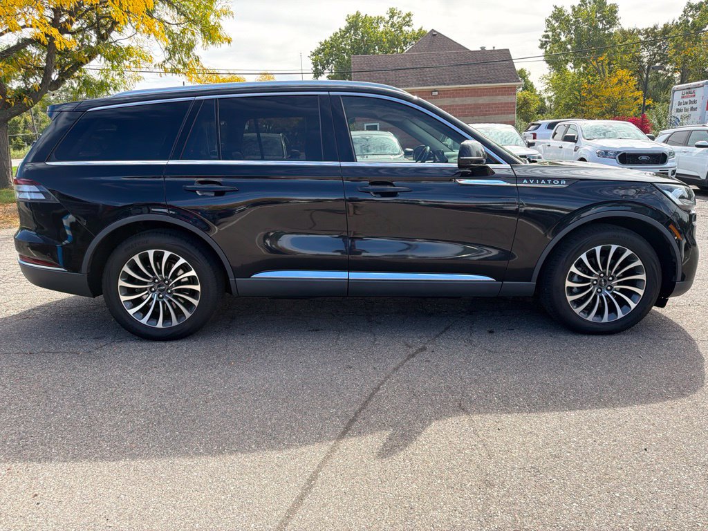 Used 2020 Lincoln Aviator Reserve w/ Equipment Group 201A AWD/4WD image 4
