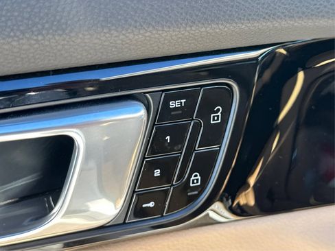 Used 2019 Porsche Panamera 4S AWD/4WD image 13