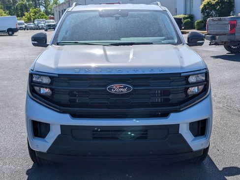 New 2026 Ford Expedition Active RWD image 3