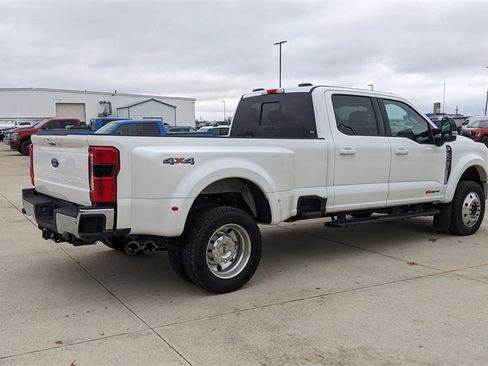 Used 2026 Ford F450 Lariat w/ Lariat Premium Package image 3